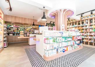 Diseño Farmacia Rosa María Estebanez