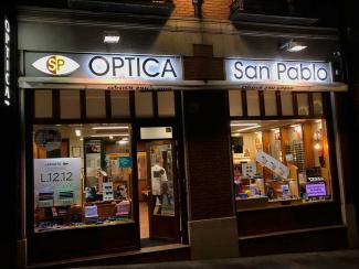 Fachada de óptica